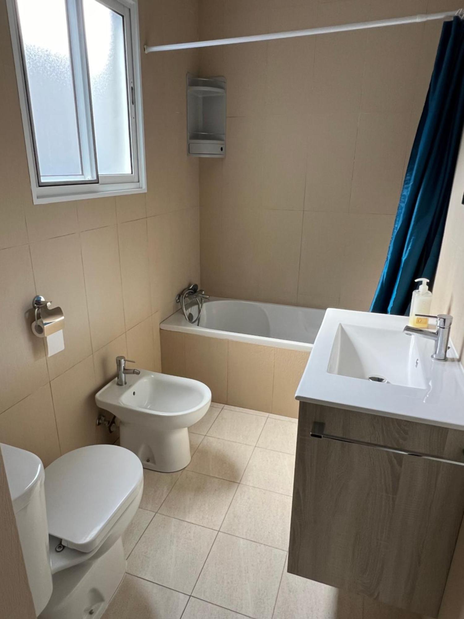 Casa A 2 Minutos A Pe De Piscina Natural Ponta Delgada  Ngoại thất bức ảnh