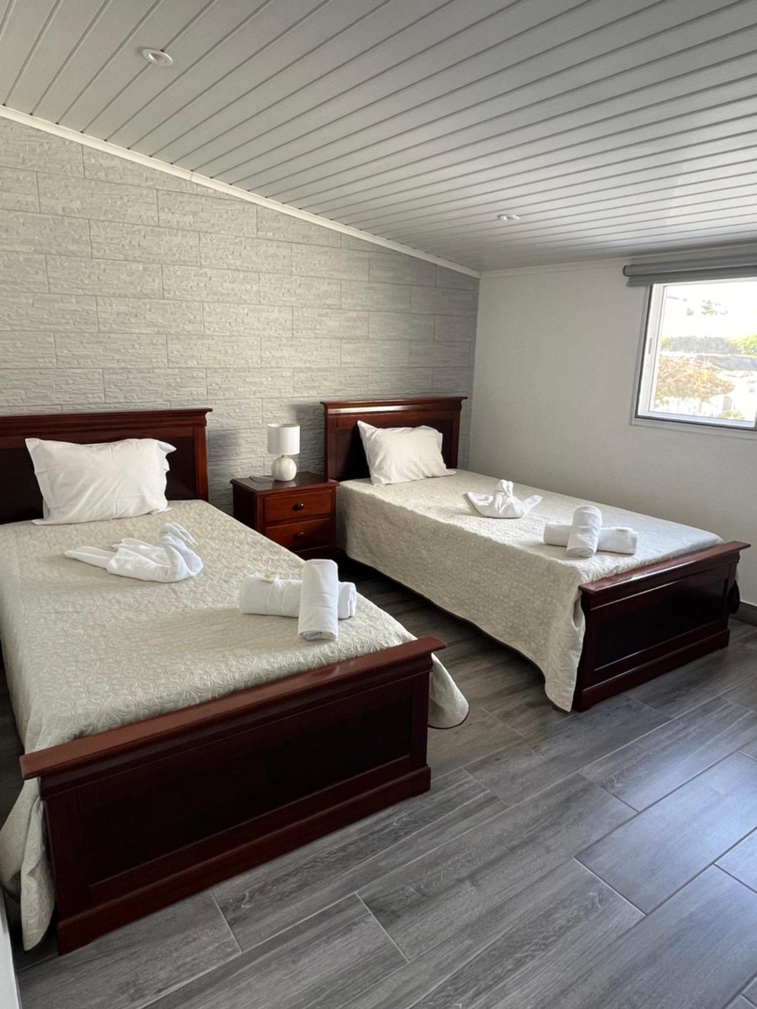 Casa A 2 Minutos A Pe De Piscina Natural Ponta Delgada  Ngoại thất bức ảnh