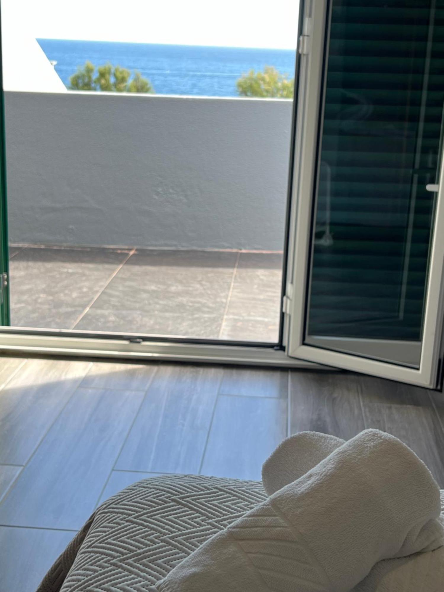 Casa A 2 Minutos A Pe De Piscina Natural Ponta Delgada  Ngoại thất bức ảnh